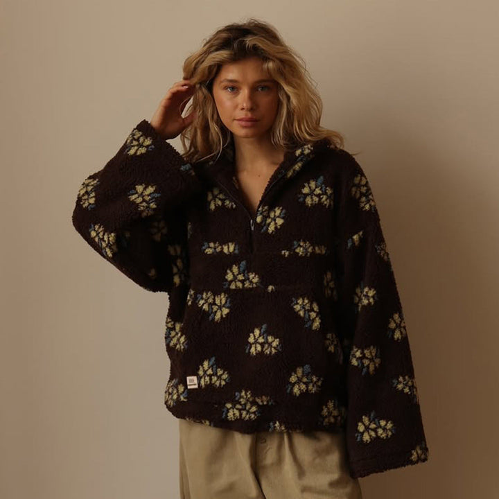 Mode femme : sweat zippé polaire décontracté, ample, avec poche avant, parfait pour le quotidien en automne.
