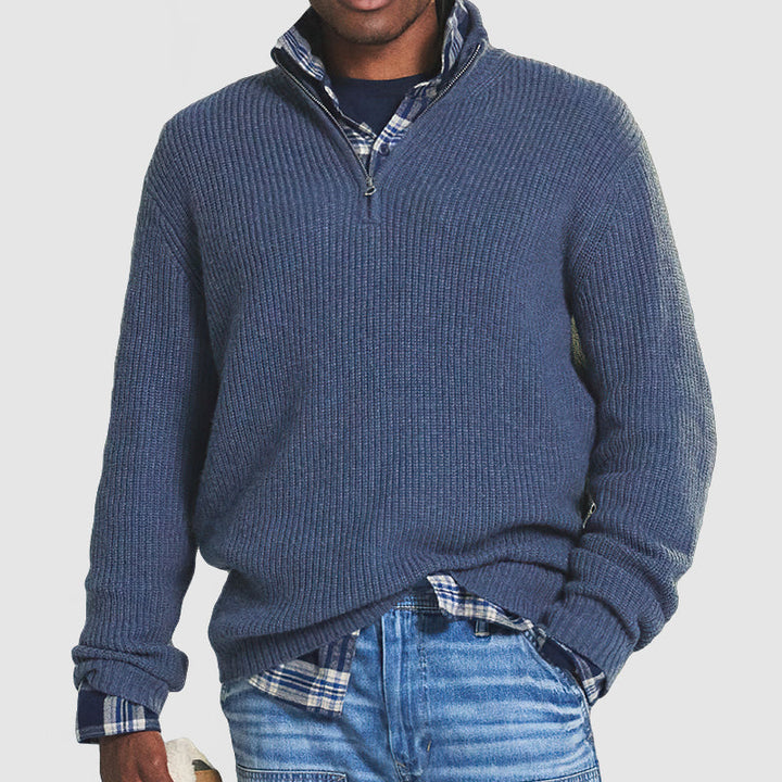 Sweat homme zippé polyvalent pour look affaires ou décontracté, alliant élégance et confort.