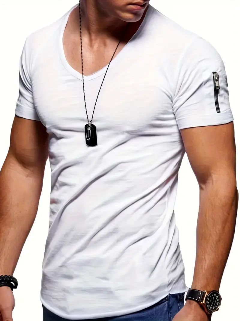 T-shirt homme noir, un haut essentiel et décontracté. Offre confort quotidien et un style masculin classique.