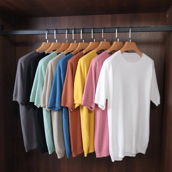 T-shirt homme mode masculine, col rond classique, facile d'entretien, pour un style impeccable et décontracté.