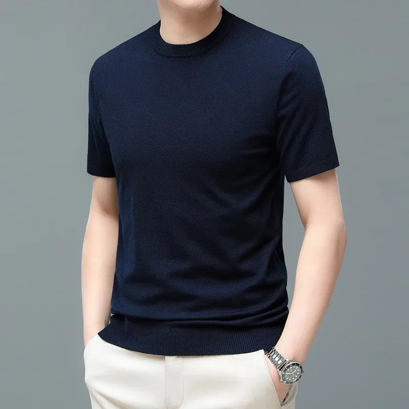 T-shirt à col rond ultra-confortable pour hommes, idéal pour un usage quotidien et un style décontracté chic.