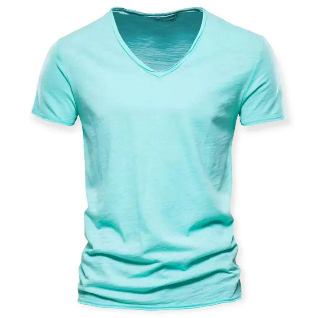 "T-shirt décontracté col en V homme, tissu doux, manches courtes, idéal pour un style élégant et confortable au quotidien."