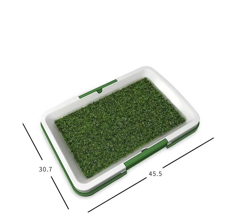 Tapis gazon synthétique antidérapant pour chien, intérieur/extérieur.  Hygiénique et confortable.