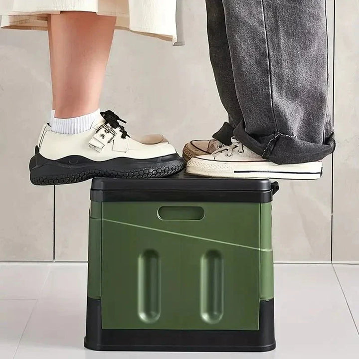 "Toilette portable pliable avec paysage naturel, légère, compacte, pour camping et festivals, robuste et facile à nettoyer."