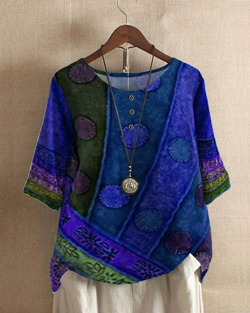 Top vintage pour femme en coton léger style bohème, avec finitions dentelle et crochet, parfait pour un look chic décontracté.