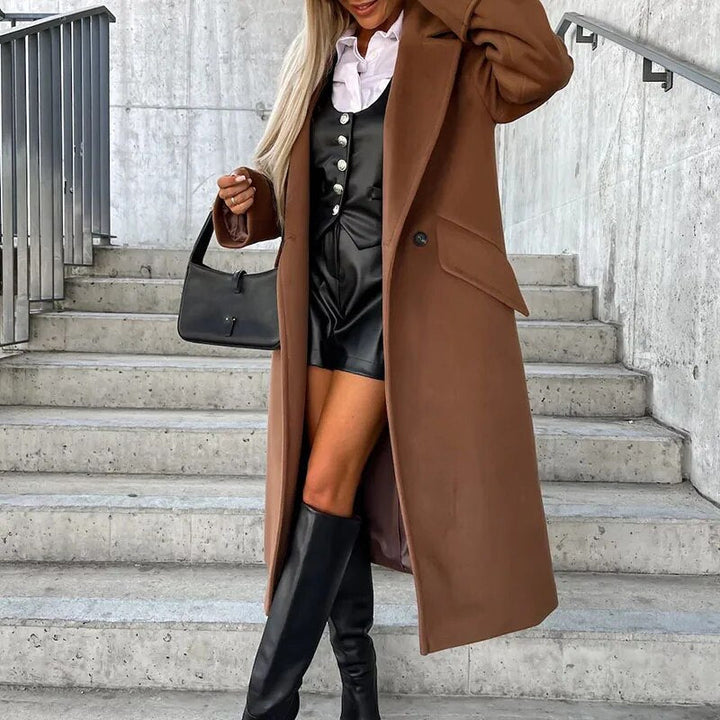 Trench-coat Alba élégant femme, parfait pour un look professionnel ou décontracté. Veste polyvalente.