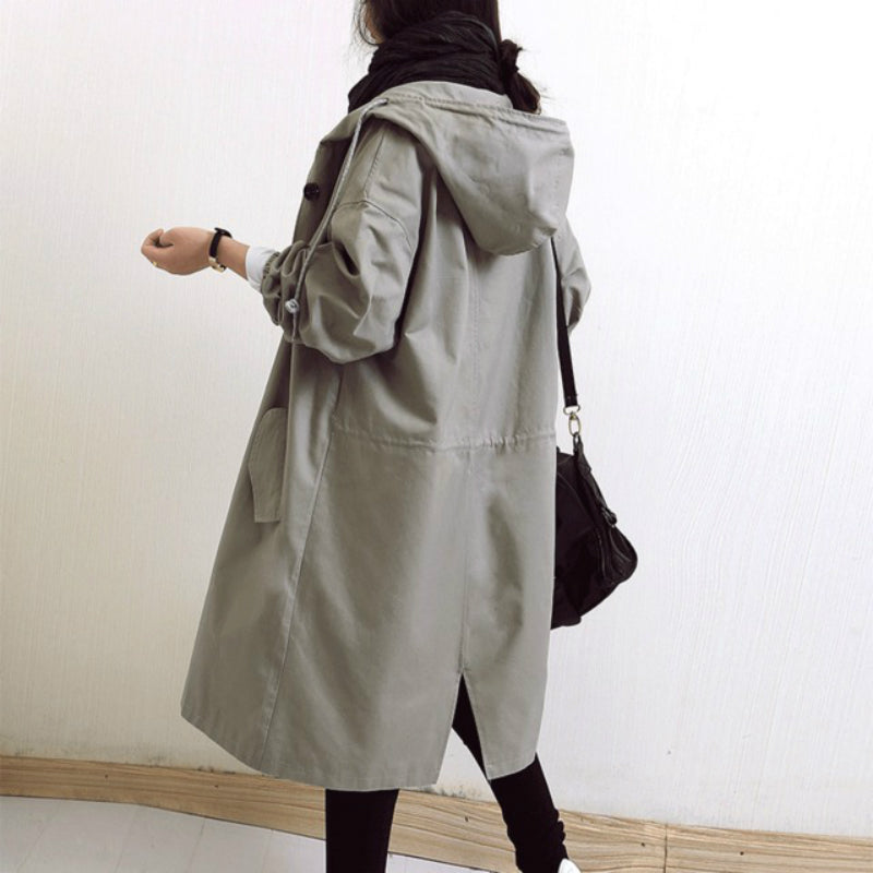 Trench-coat Saule pour femme, élégant et moderne. Veste imperméable coupe-vent, protection pluie.