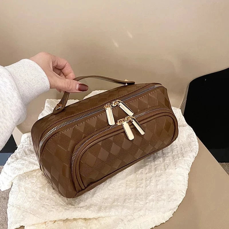 Trousse à cosmétiques femme en cuir PU blanc, un accessoire élégant et pratique de grande capacité