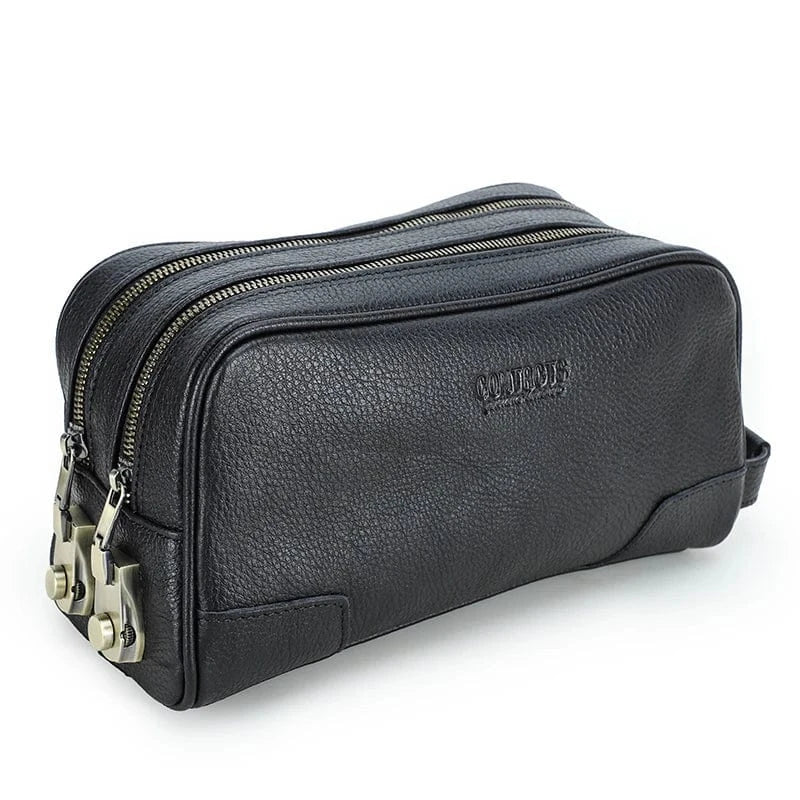 Vue de côté d'une trousse de toilette homme en cuir robuste, design intemporel et masculin.
