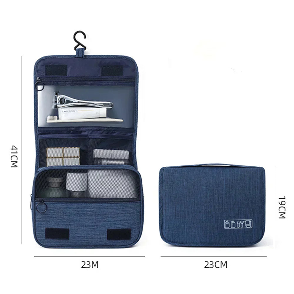 "Trousse de toilette imperméable, design compact et élégant avec multiples compartiments, idéale pour voyage organisé."