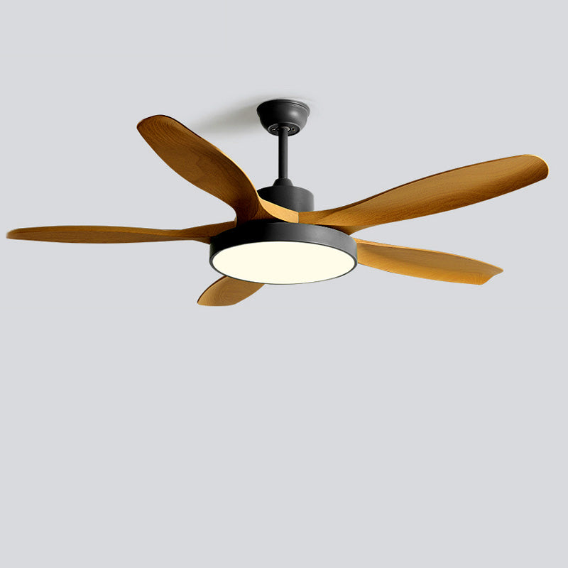 Ventilateur plafond réversible avec éclairage LED intégré. Design moderne et épuré.