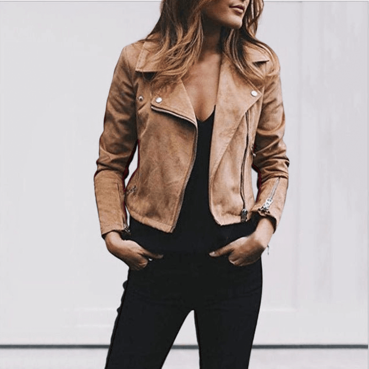 Veste femme biker élégante et confortable. Un indispensable mode pour un style décontracté chic au printemps comme à l'automne.