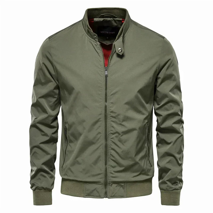 Veste bomber homme, légère et décontractée.  Style moderne, idéale pour toutes saisons.