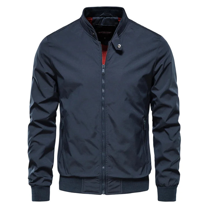 Veste bomber homme, légère et décontractée.  Style moderne, idéale pour toutes saisons.