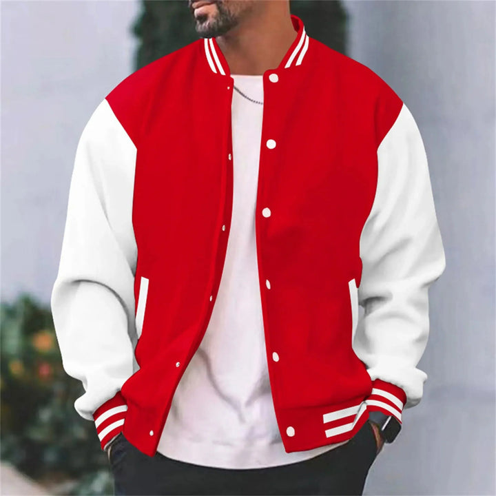 Modèle de veste bomber homme bleu marine, coupe slim fit. Confortable et chic pour le printemps.