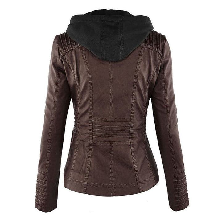 Vue de dos d'une veste à capuche femme, mettant en valeur sa coupe élégante et automnale.