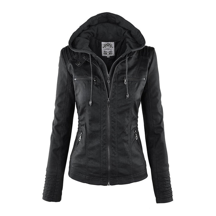 Manteau femme chic et tendance avec capuche, idéal pour un look décontracté automnal.