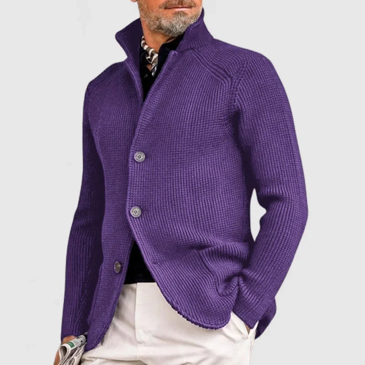 Veste à capuche homme, coupe élégante, confort optimal pour le froid. Look décontracté chic.