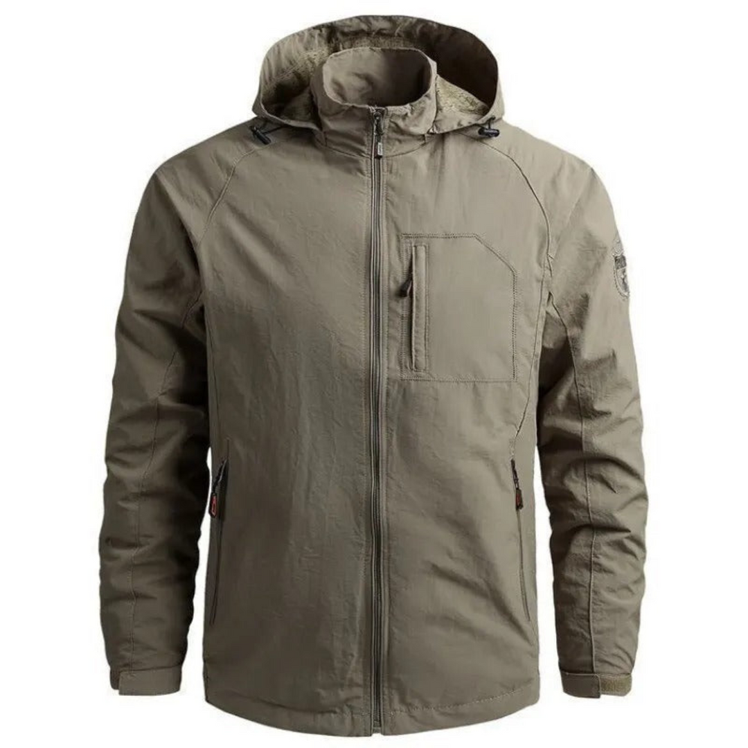 Veste cargo homme légère, verte, avec poches pratiques et capuche, idéale pour aventure estivale, imperméable, urbaine ou nat