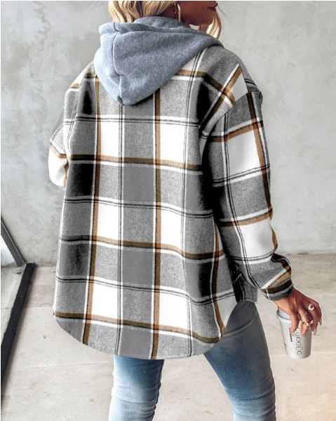 Veste décontractée femme. Chemise chaude pour l'hiver, essentielle pour un style confortable et moderne.