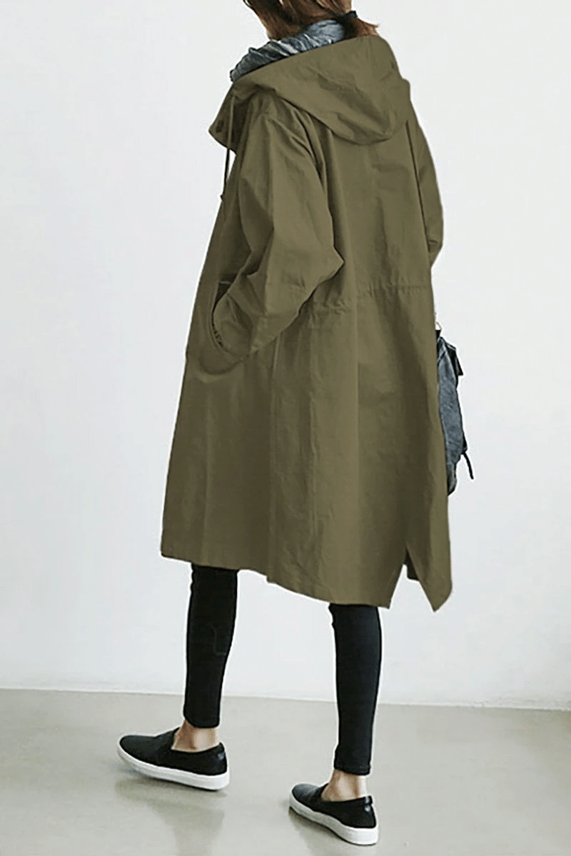Veste coupe-vent imperméable surdimensionnée.  Protection élégante et fonctionnelle.  Modèle décontracté.