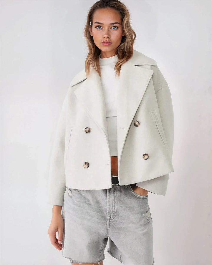 Veste d'hiver femme, coupe blazer croisée, mode et raffinée pour toutes occasions.