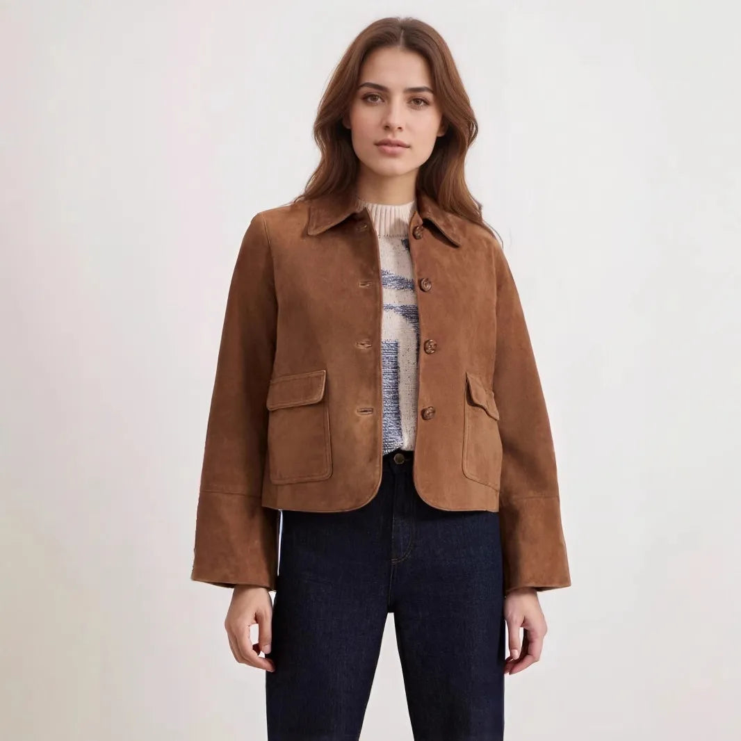 Veste courte élégante marron pour femme, style intemporel, idéale pour la mode printemps/automne chic.