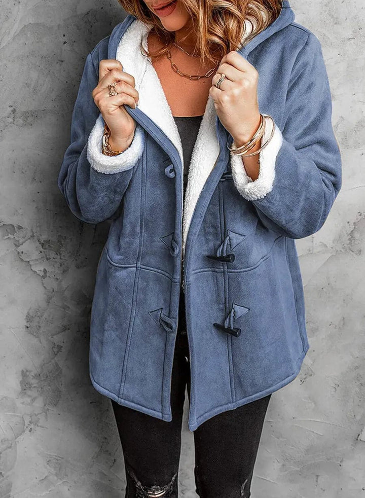 Doudoune femme à capuche pour l'hiver, chaude et tendance, vêtement décontracté.