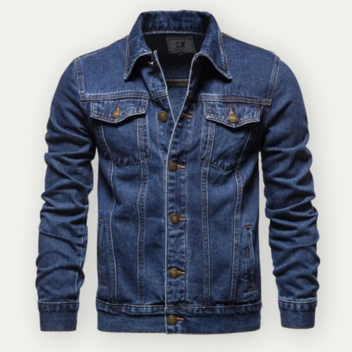"Veste denim homme style urbain, coupe trucker classique. Denim bleu durable, manche ajustable, pour look moderne et conforta