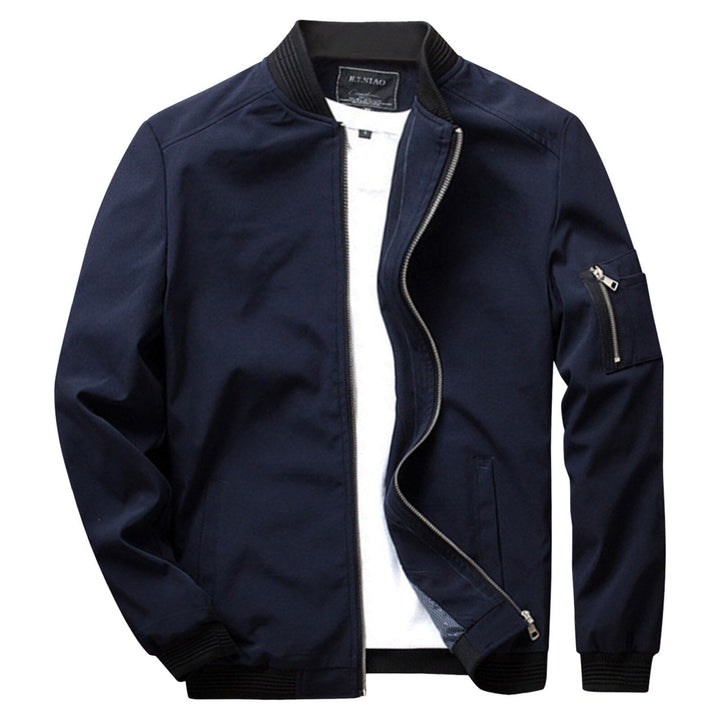 Veste d'été homme légère et décontractée.  Coupe courte, idéale pour le printemps/été.