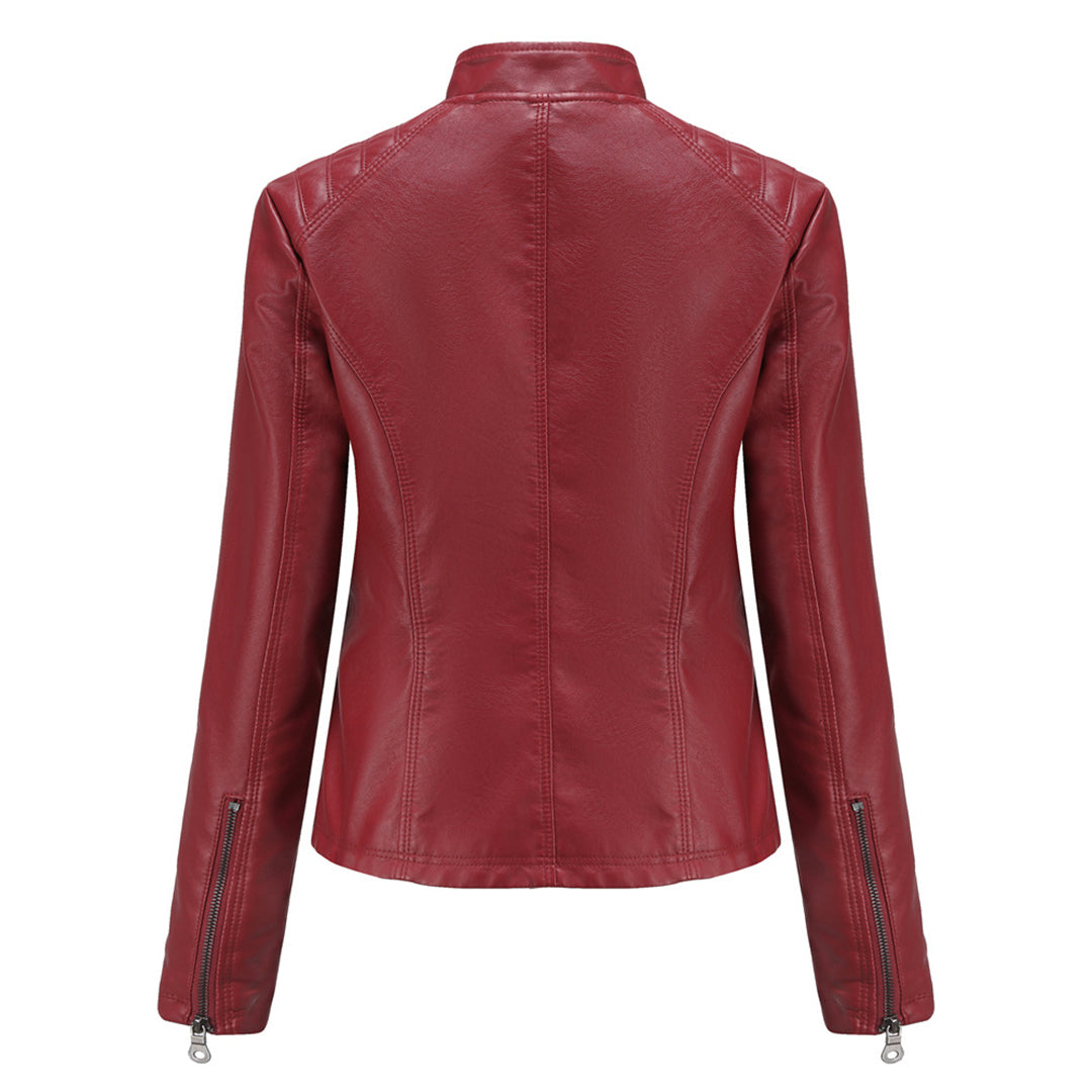 Veste en cuir chic et moderne.  Coupe élégante, détails raffinés.  Idéale pour un look urbain.