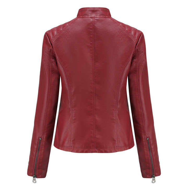 Veste en cuir chic et moderne.  Coupe élégante, détails raffinés.  Idéale pour un look urbain.