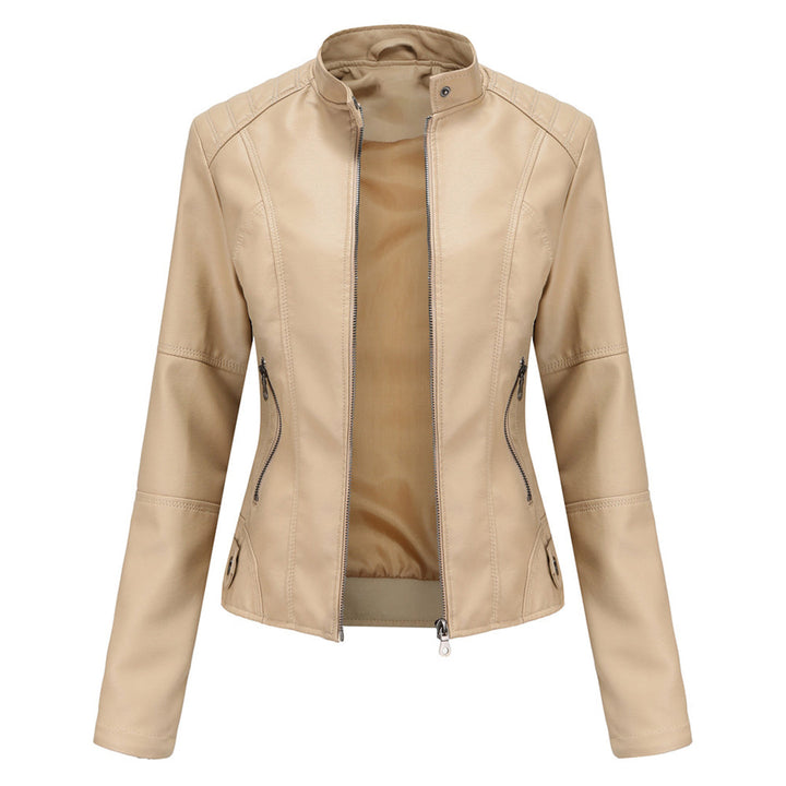 Veste en cuir femme, coupe élégante et intemporelle.  Modèle chic et polyvalent.