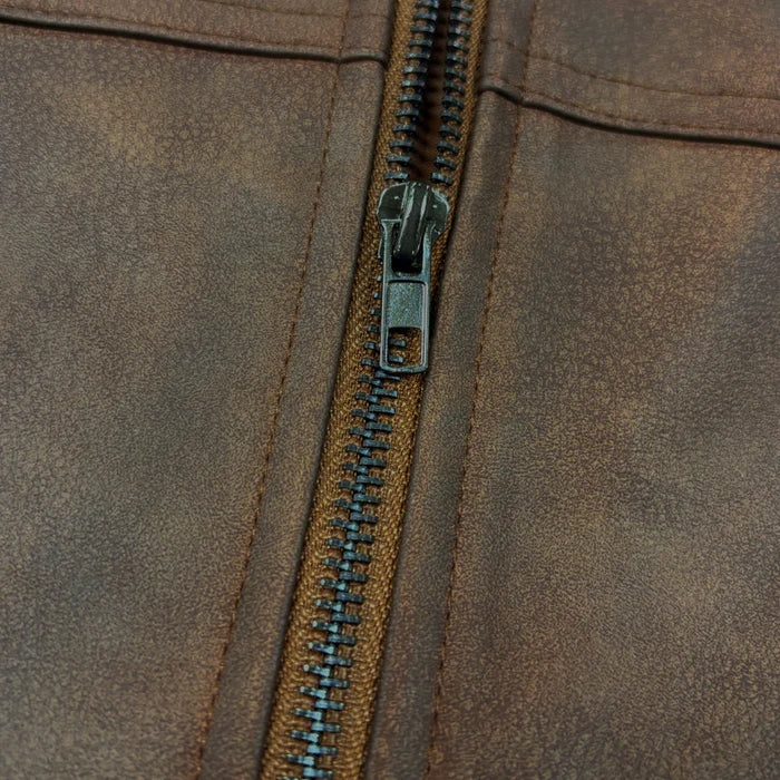 Veste en cuir homme zippée, élégante et confortable. Coupe ajustée, cuir premium.