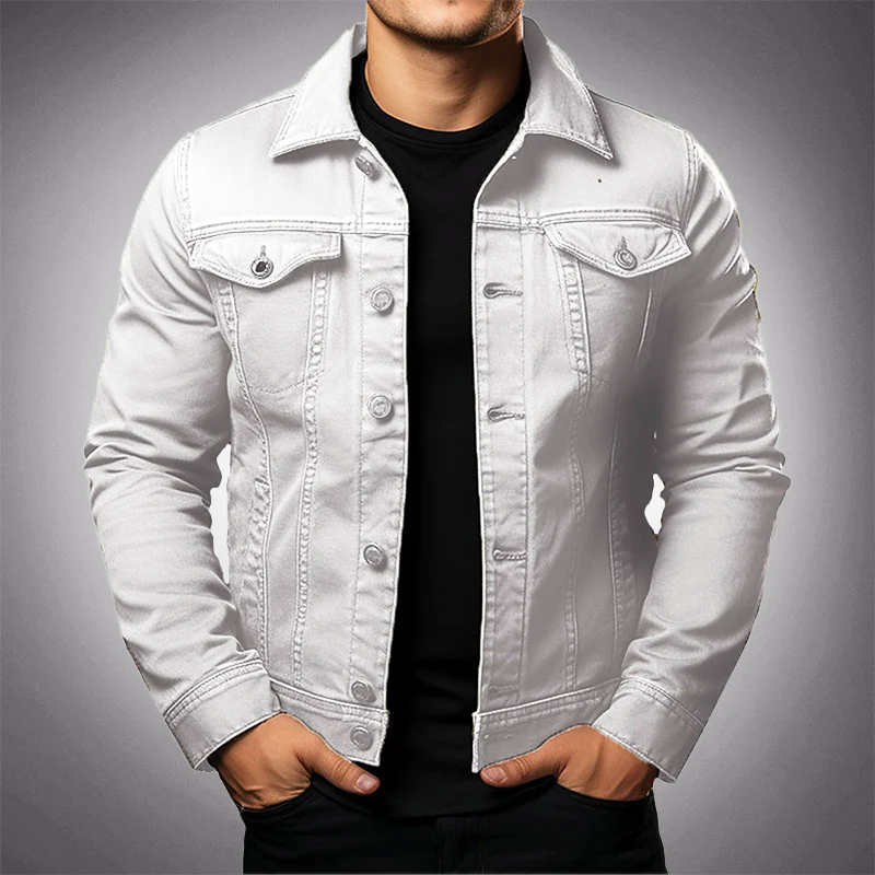 "Veste en denim élégante pour homme, boutonnière classique, poches pratiques, couleur bleue, style robuste et intemporel."