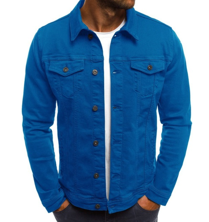 Veste en jean homme décontractée. Coupe confortable, denim robuste. Style polyvalent, poches multiples.