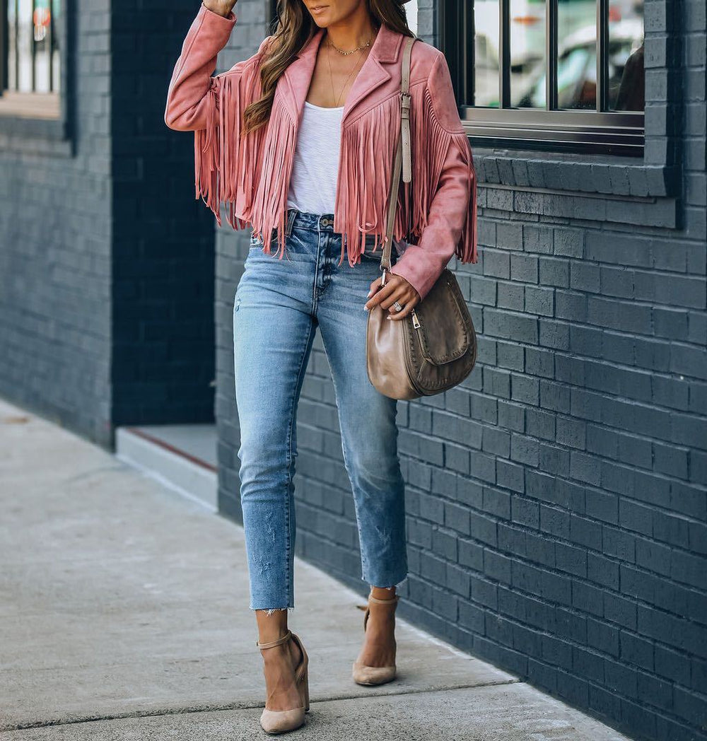 Veste courte femme Remy à franges pour un look bohème décontracté. Nouveauté 2025, style unique.