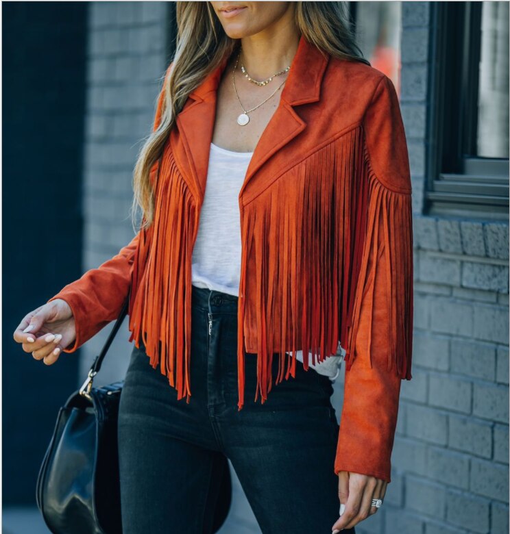 Veste femme chic Remy à franges, parfaite pour la mode printemps/automne. Style bohème et vêtement féminin.