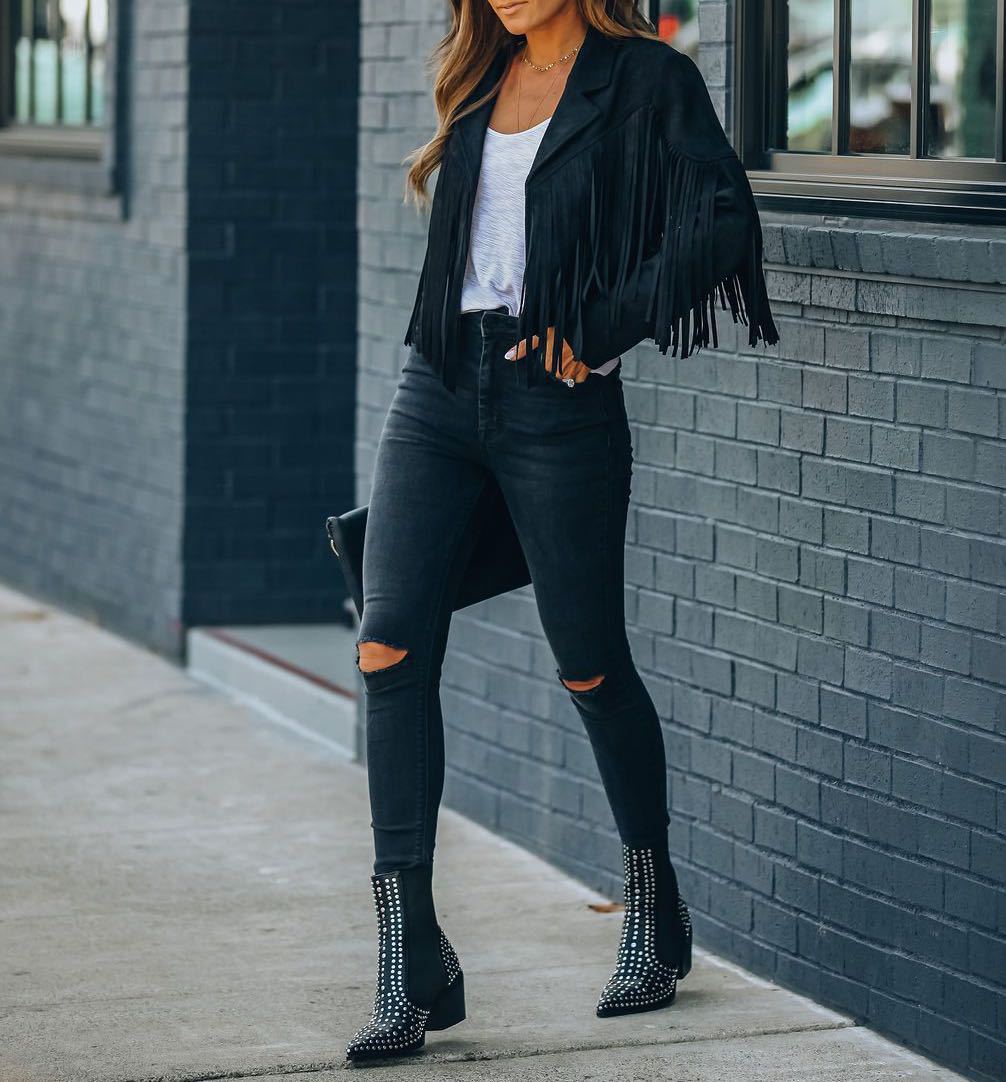 Veste femme Remy à franges, allure bohème chic décontractée. Style unique et moderne.