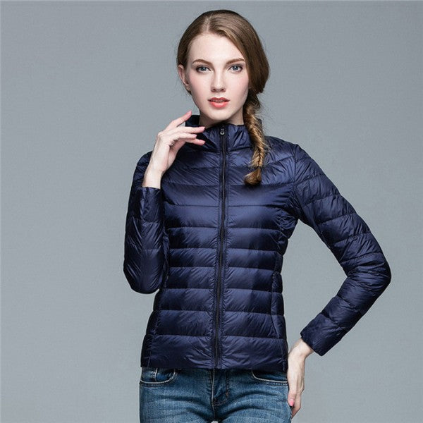 Veste femme de mi-saison, légère et confortable, parfaite pour un style urbain.