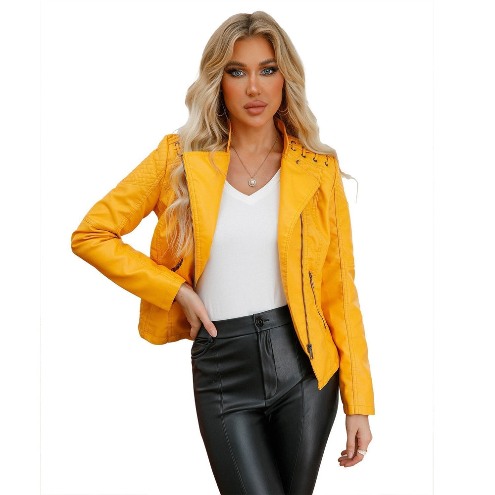 Veste courte chic pour femme, parfaite pour un style décontracté et élégant en automne.