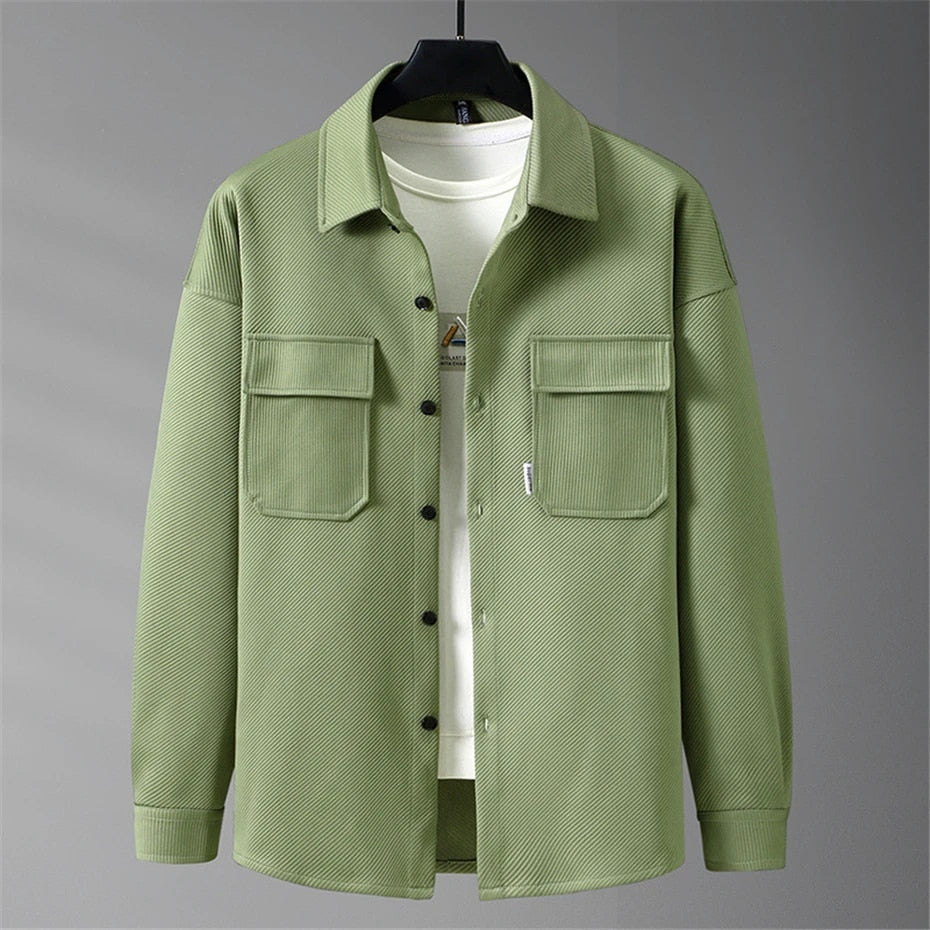 Veste homme coupe slim, élégante et chaude.  Design intemporel, idéale pour l'hiver.