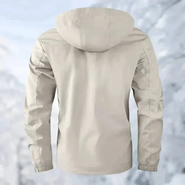 Doublure confortable et chaude d'une veste homme imperméable coupe-vent, parfaite pour l'hiver et les activités de plein air.