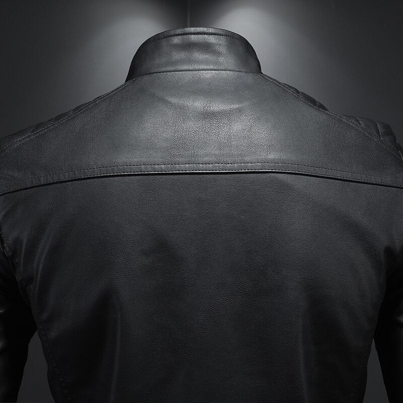 Veste homme confortable et polyvalente, idéale pour un style décontracté ou formel, parfaite pour la mi-saison.