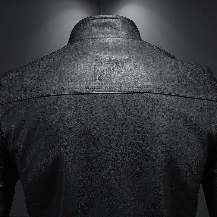Veste homme confortable et polyvalente, idéale pour un style décontracté ou formel, parfaite pour la mi-saison.