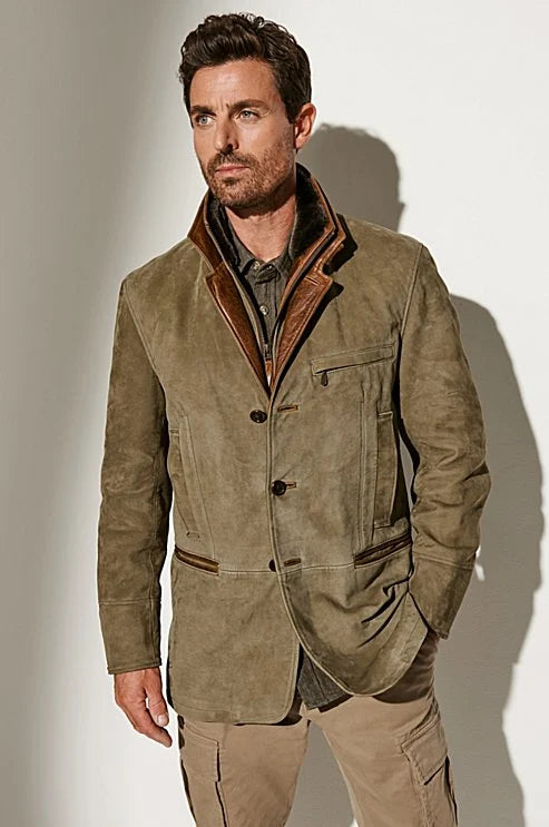 "Veste homme mi-saison verte au style vintage avec design rétro authentique, polyvalente et élégance intemporelle."