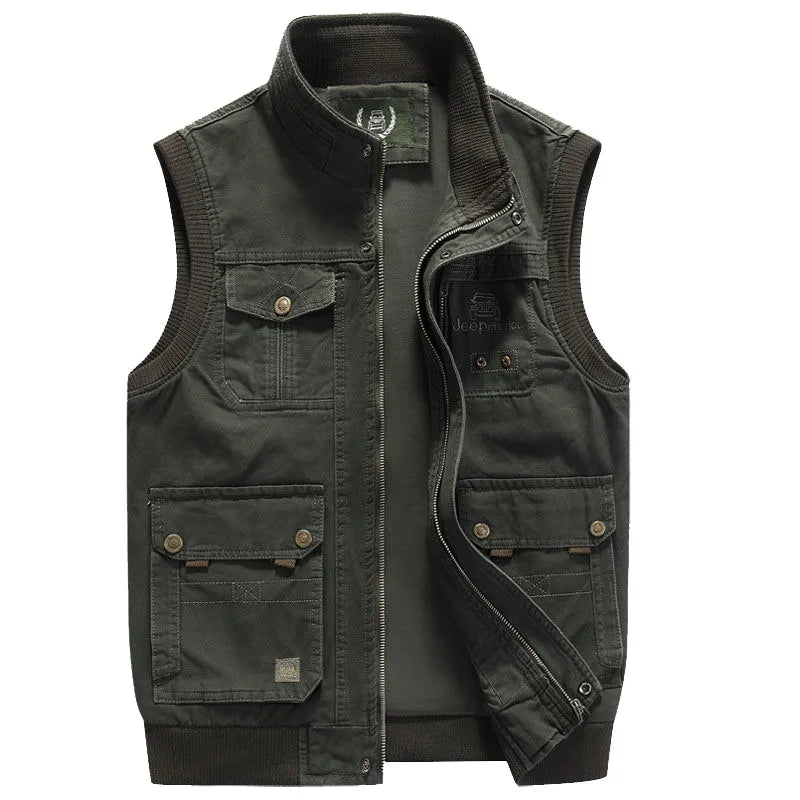 Veste homme tactique multipoches, style vintage robuste. Idéale pour l'aventure.