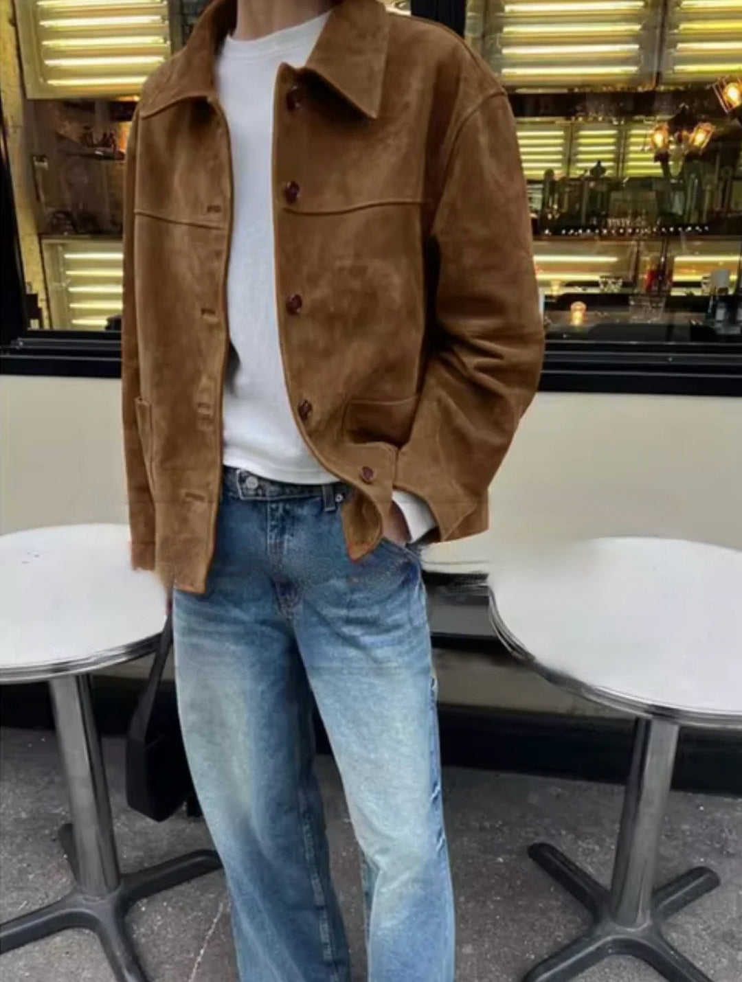 Veste homme vintage, coupe classique élégante.  Design intemporel, idéale pour toutes occasions.