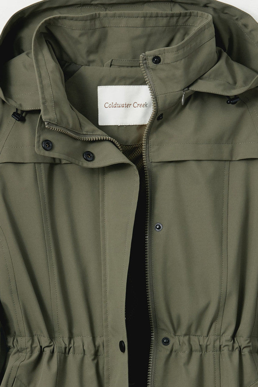 Veste imperméable pliable, légère et polyvalente. Idéale pour toutes les occasions.