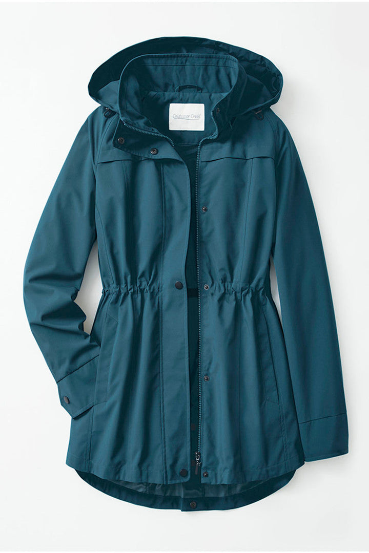 Veste imperméable pliable, légère et polyvalente. Idéale pour toutes les occasions.